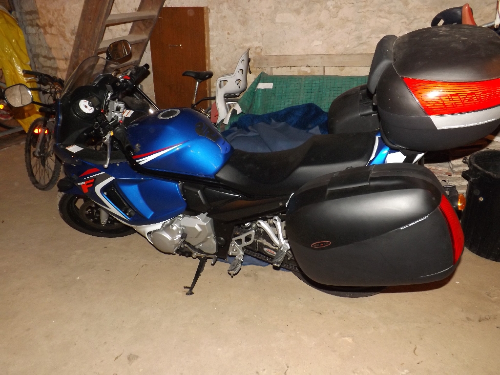 Moto SUZUKI GSX 650 F  occasion