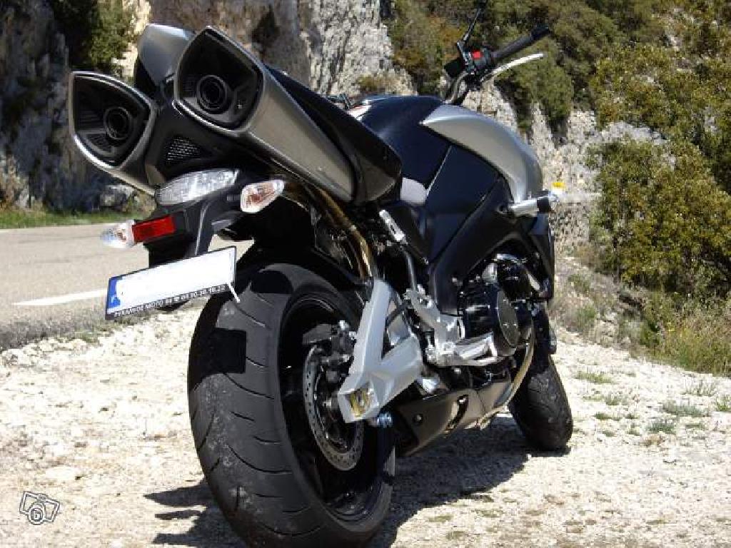 SUZUKI B-King  2008 photo 2