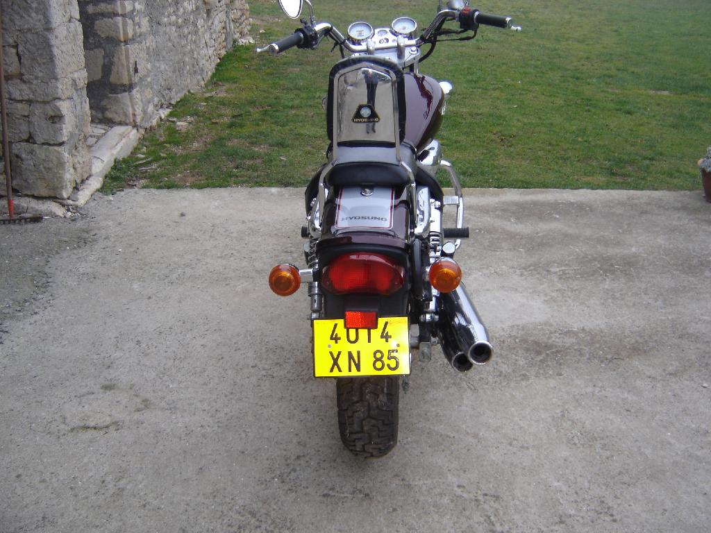 HYOSUNG GT 125 custom 2002 photo 2