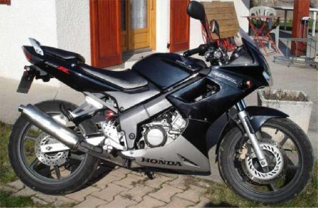 Moto HONDA CBR 125  occasion