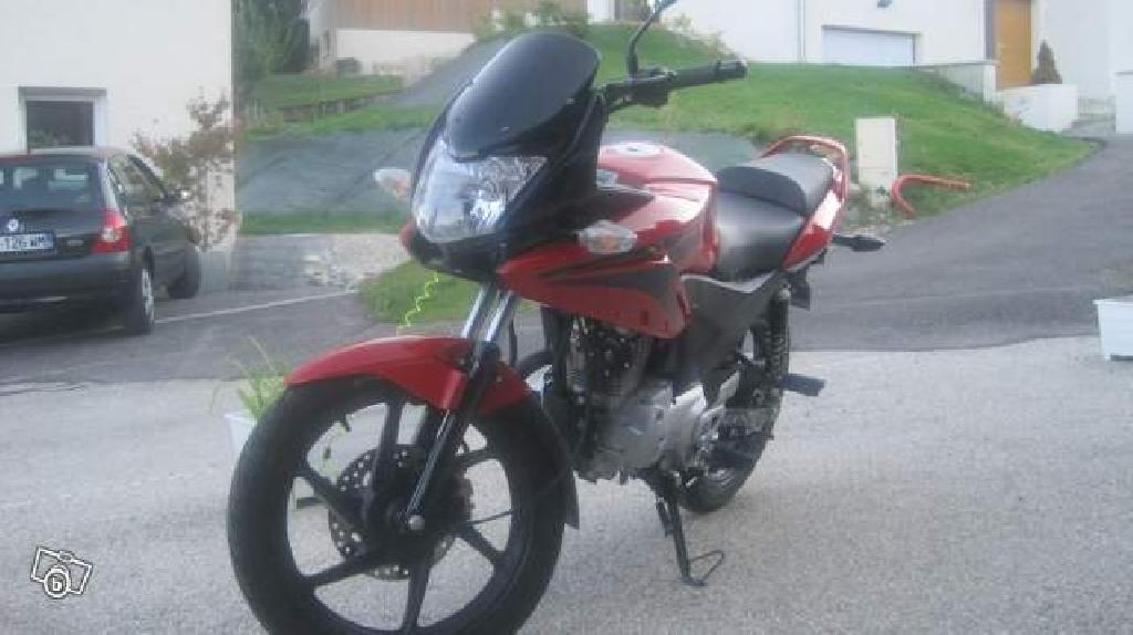 Moto HONDA CBF 125  occasion