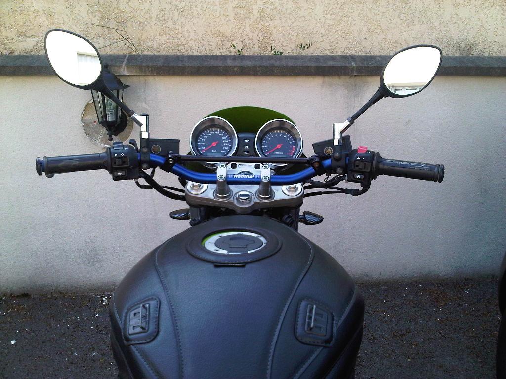 SUZUKI GSF Bandit 1200 N  2004 photo 2