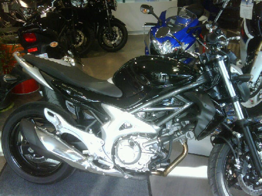 Moto SUZUKI SFV 650 Gladius  occasion