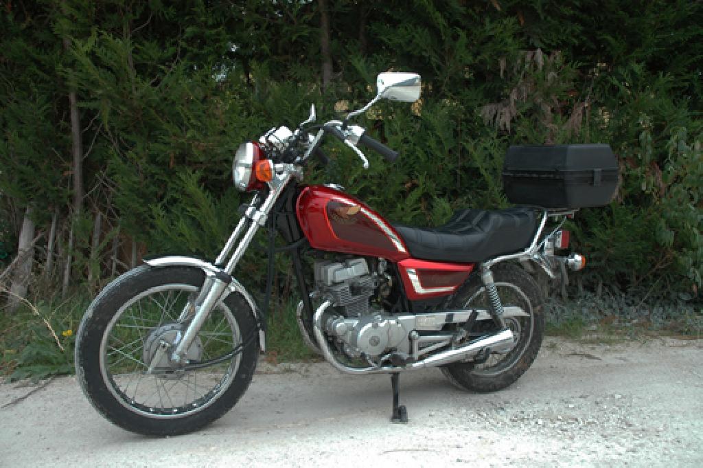 Moto HONDA CM 125  occasion