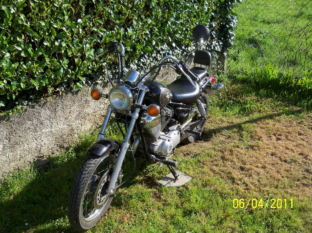 YAMAHA XV 125 Virago  1998 photo 2