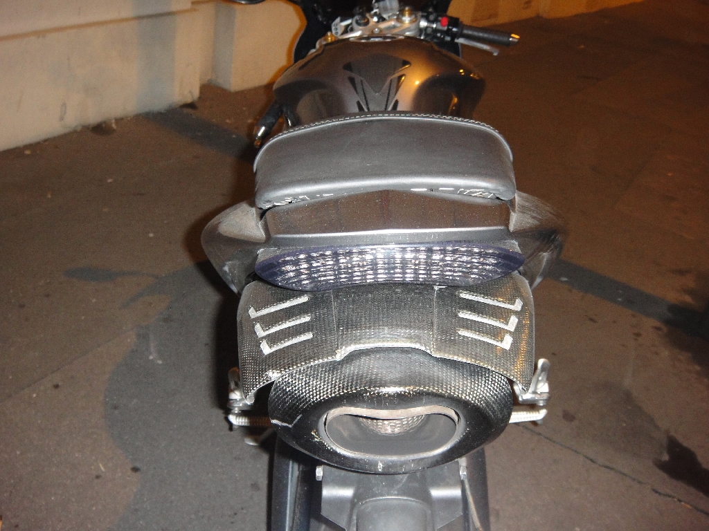 TRIUMPH Daytona 675  2006 photo 3