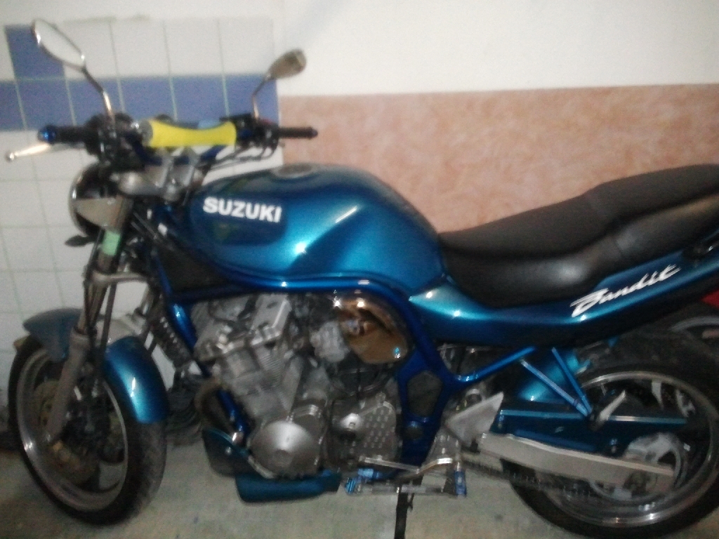 Moto SUZUKI GSF Bandit 600 N  occasion