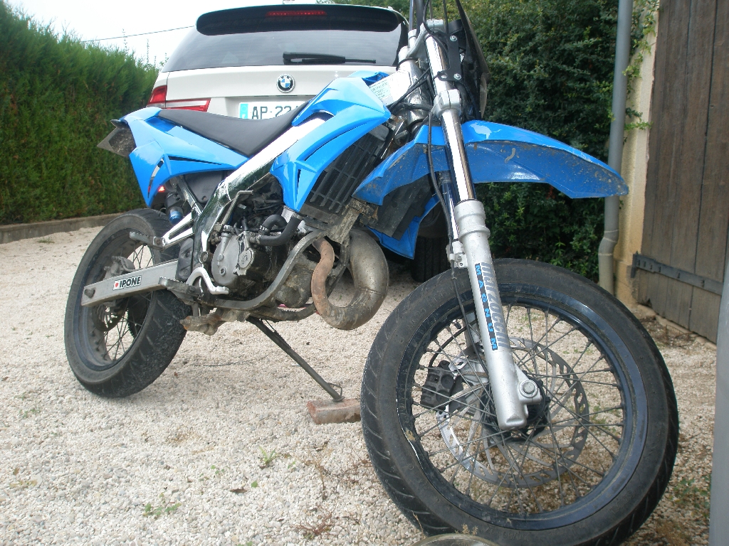 DERBI Senda DRD 50 R  2011 photo 2