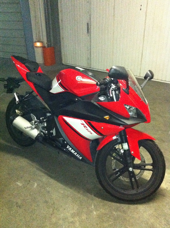 Moto YAMAHA YZF-R125  occasion