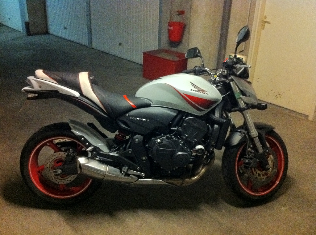 moto honda hornet 600 d'occasion