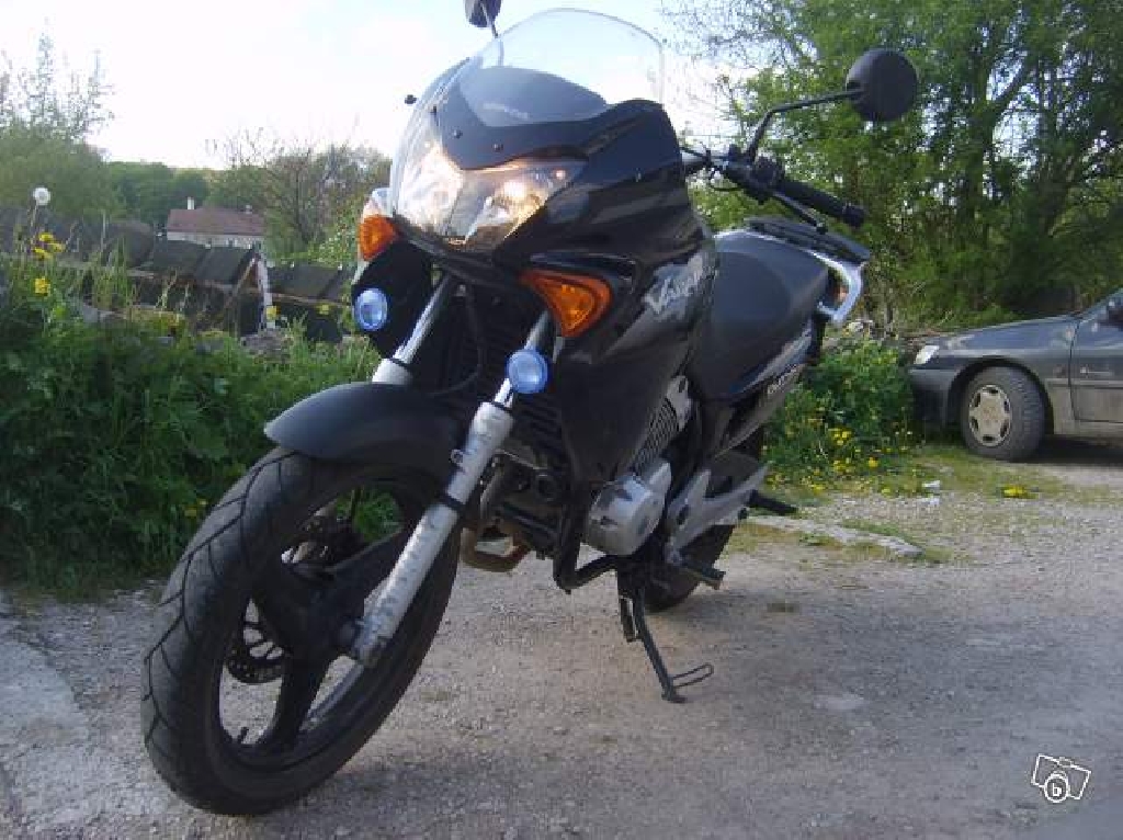 Moto HONDA XL 125 Varadero  occasion