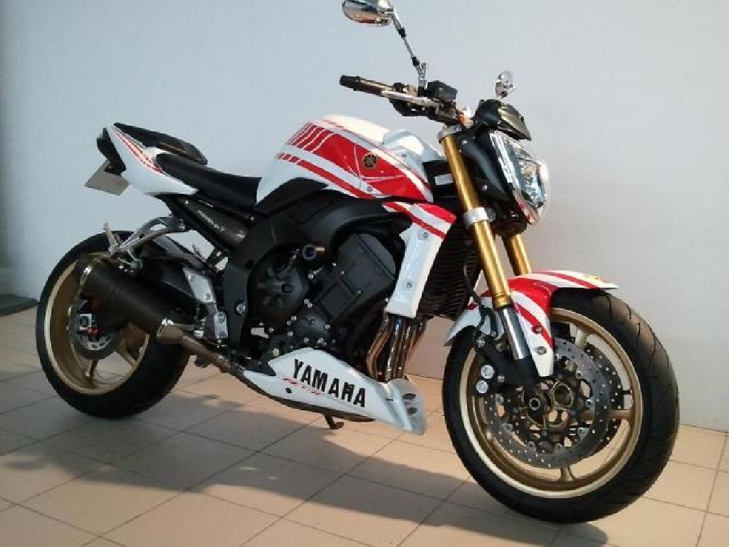 Moto YAMAHA FZ1 N  occasion