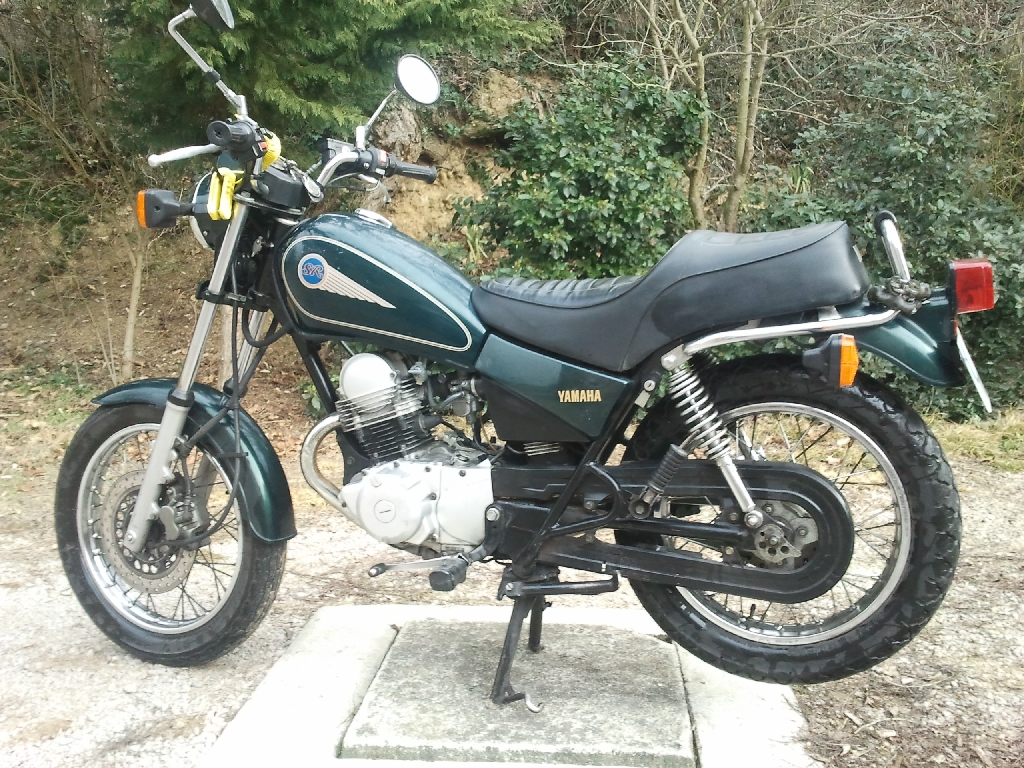 Moto YAMAHA SR 125  occasion