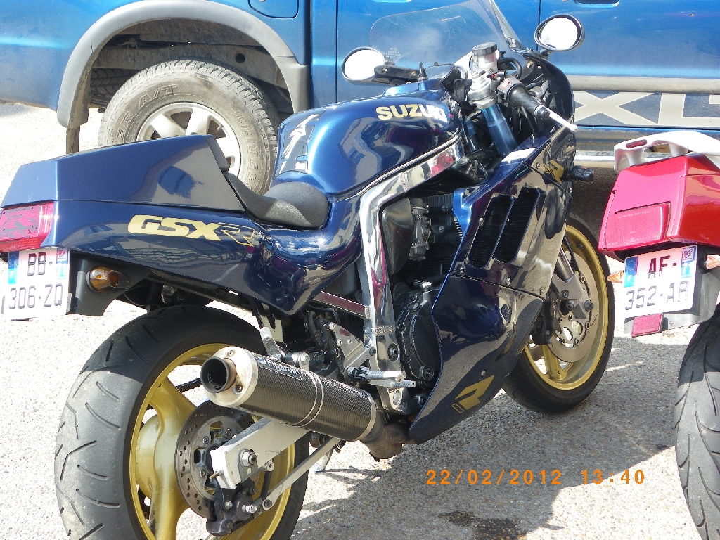 Moto SUZUKI GSX-R 750  occasion