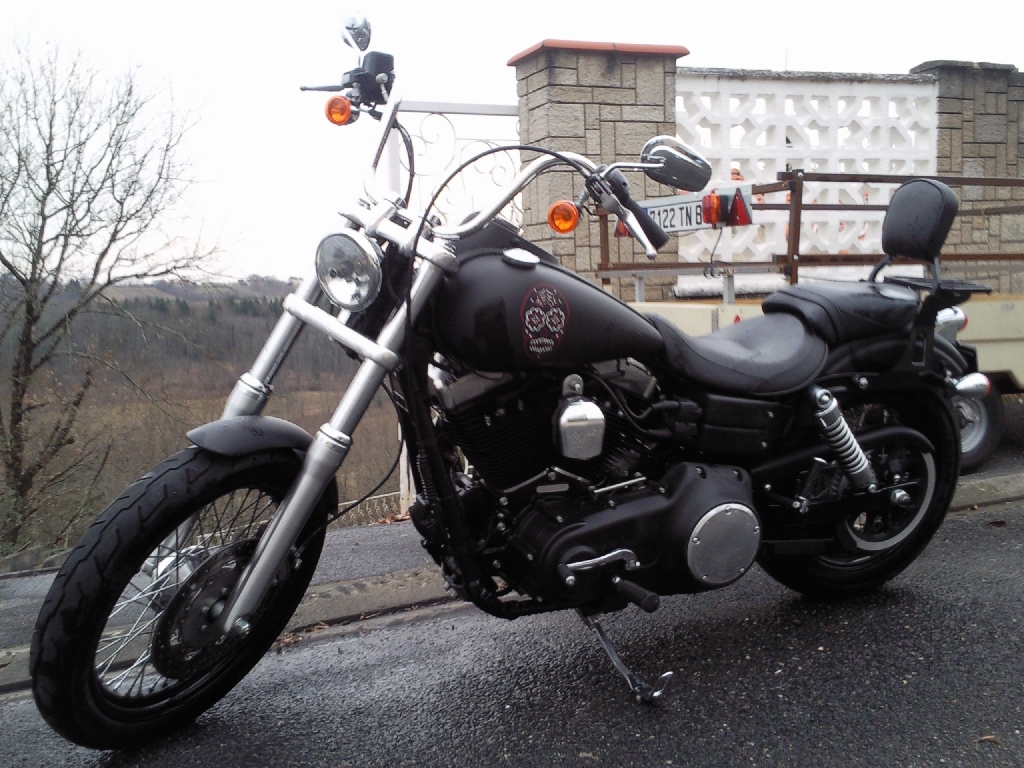 Moto HARLEY-DAVIDSON Dyna Street Bob  occasion