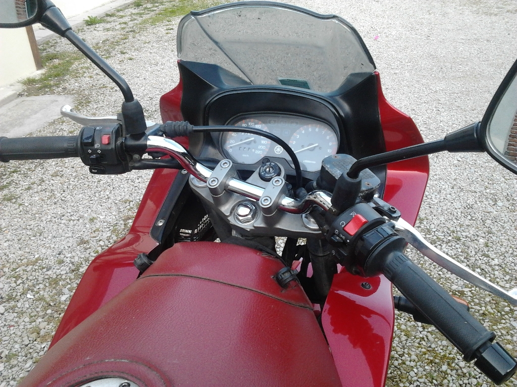 YAMAHA XJ6 S Diversion  2002 photo 2