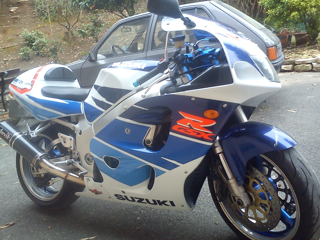 Moto SUZUKI GSX-R 750  occasion