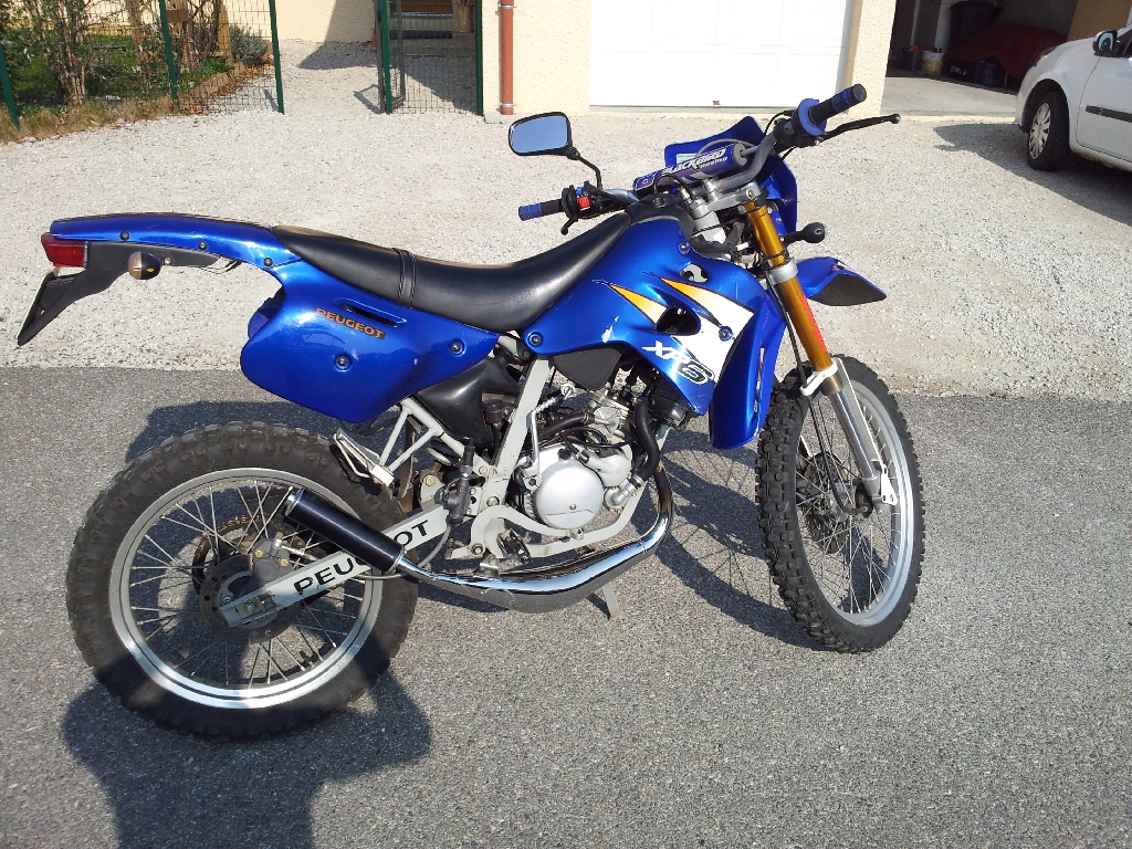 PEUGEOT XP6  2007 photo 2