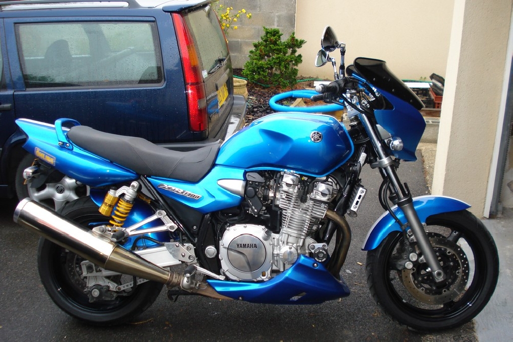 Moto YAMAHA XJR 1300  occasion