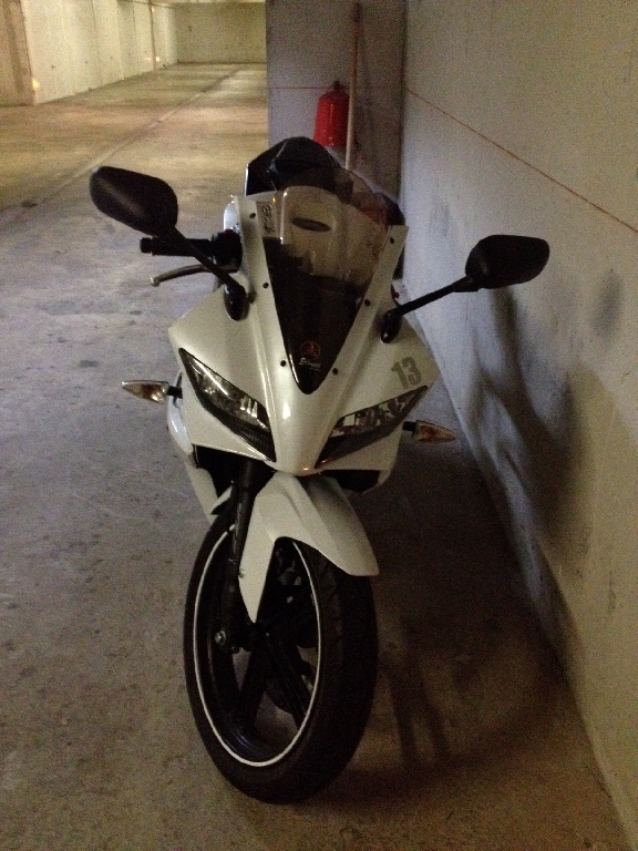 Moto YAMAHA YZF-R125  occasion