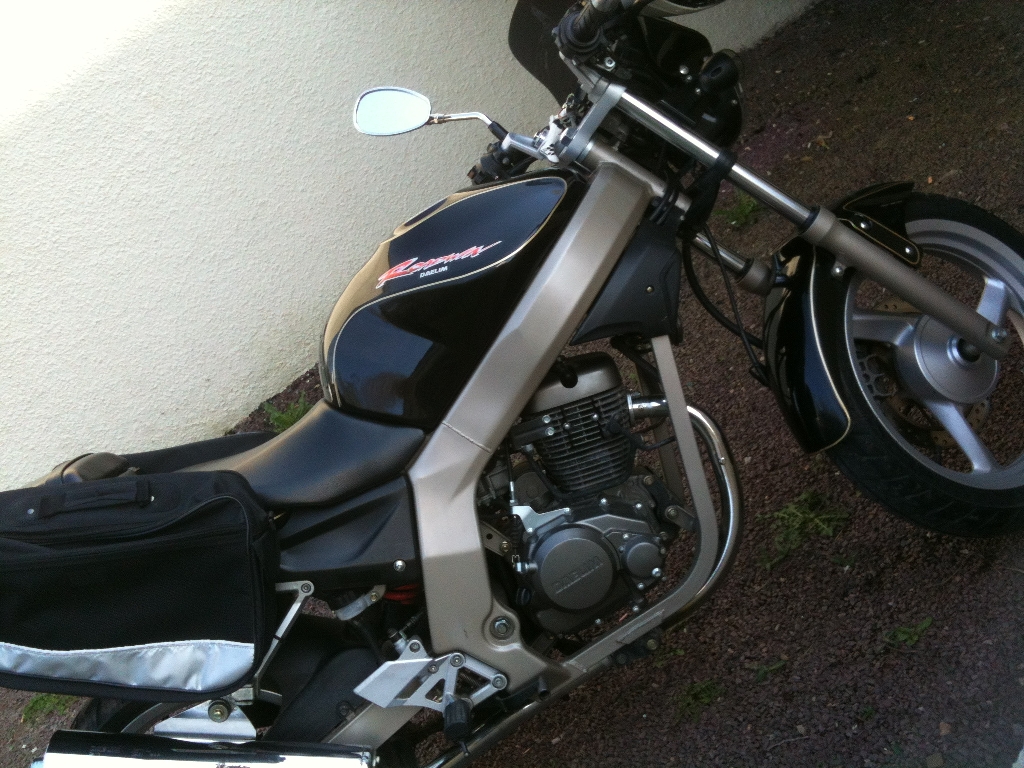 DAELIM Roadwin  2004 photo 2