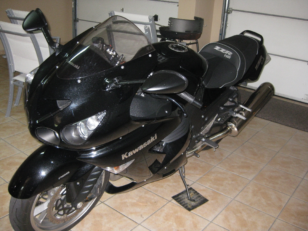 KAWASAKI ZZR 1400  2009 photo 2