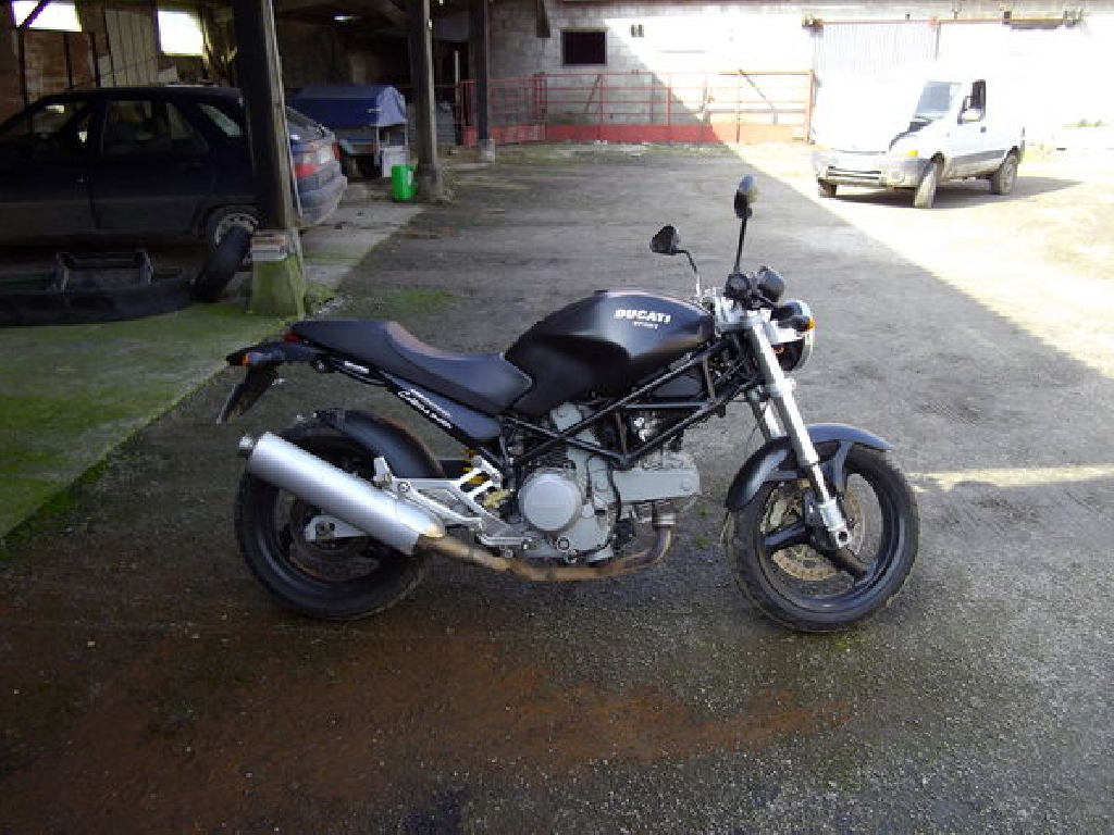 Moto DUCATI Monster 620 ie dark occasion