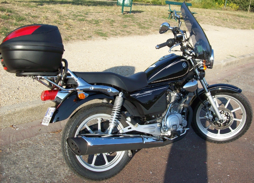 ybr custom 125