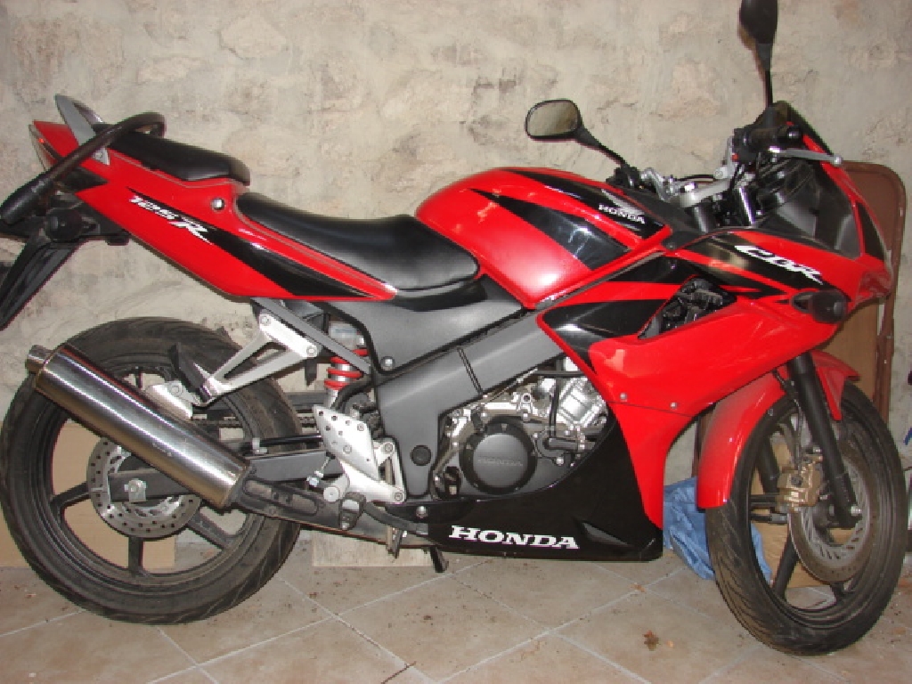 Moto HONDA CBR 125  occasion