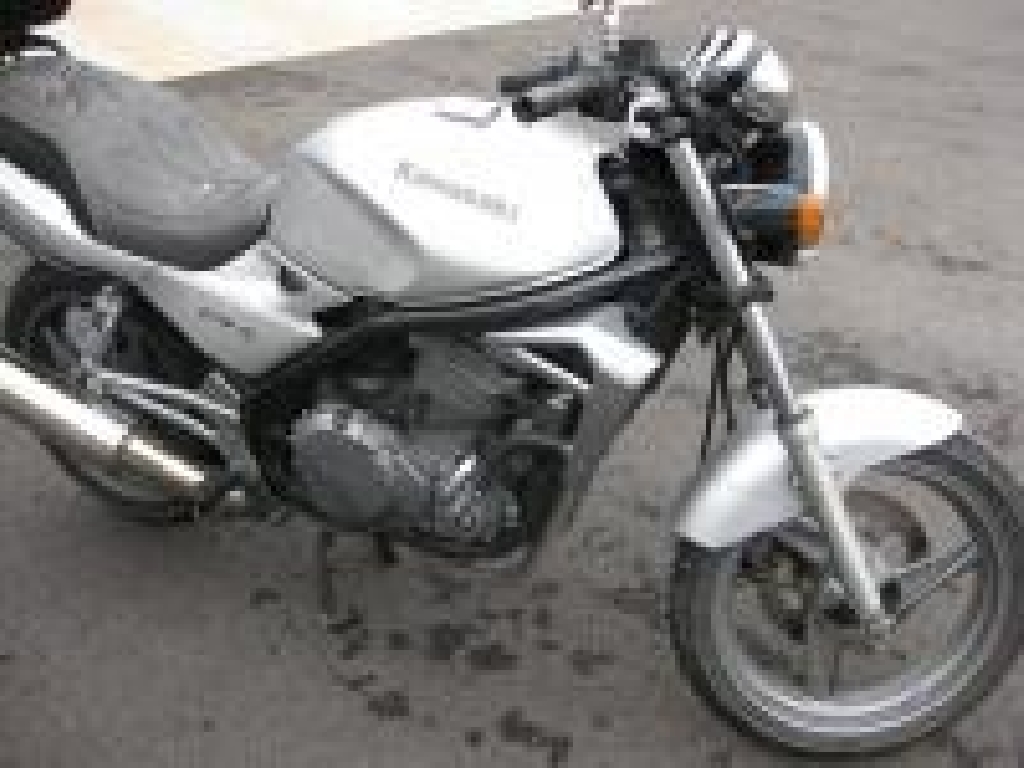 Moto KAWASAKI ER-5  occasion