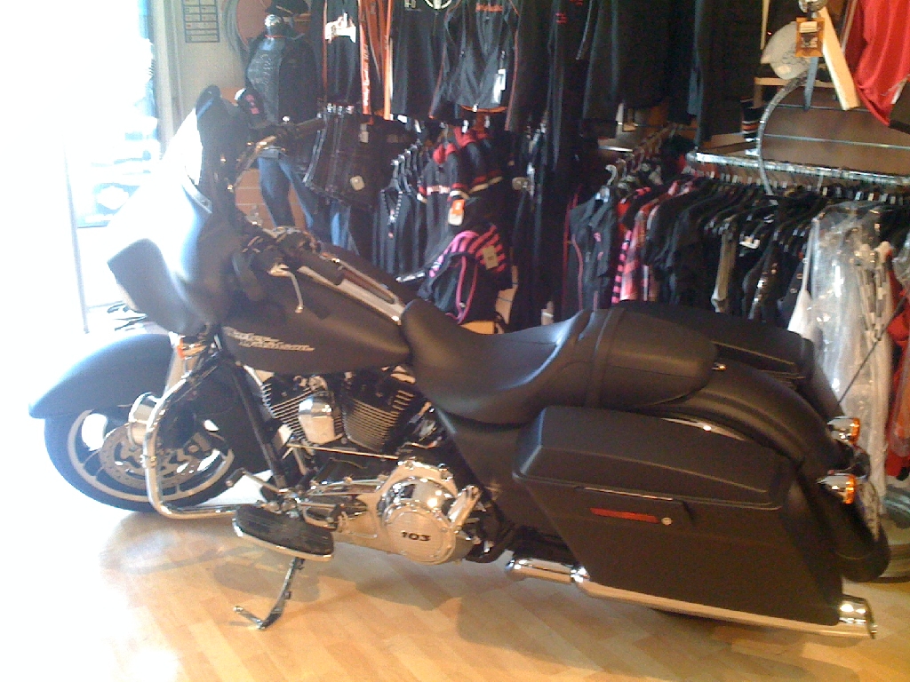 Moto HARLEY-DAVIDSON Street Glide  occasion