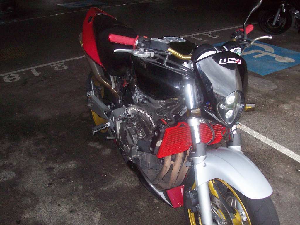 HONDA CB 600 Hornet  2003 photo 2