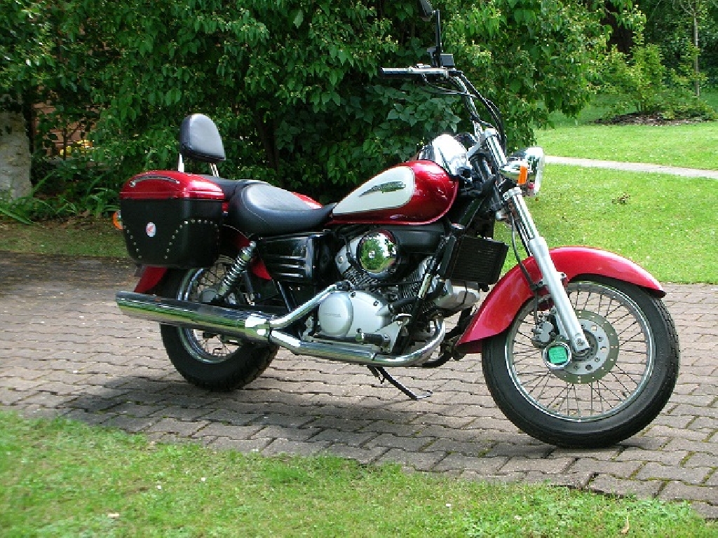 Moto HONDA Shadow 125  occasion