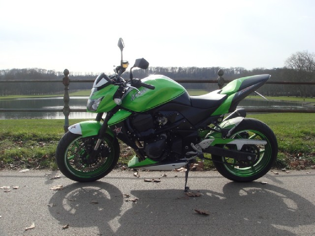 KAWASAKI Z 750  2009 photo 2