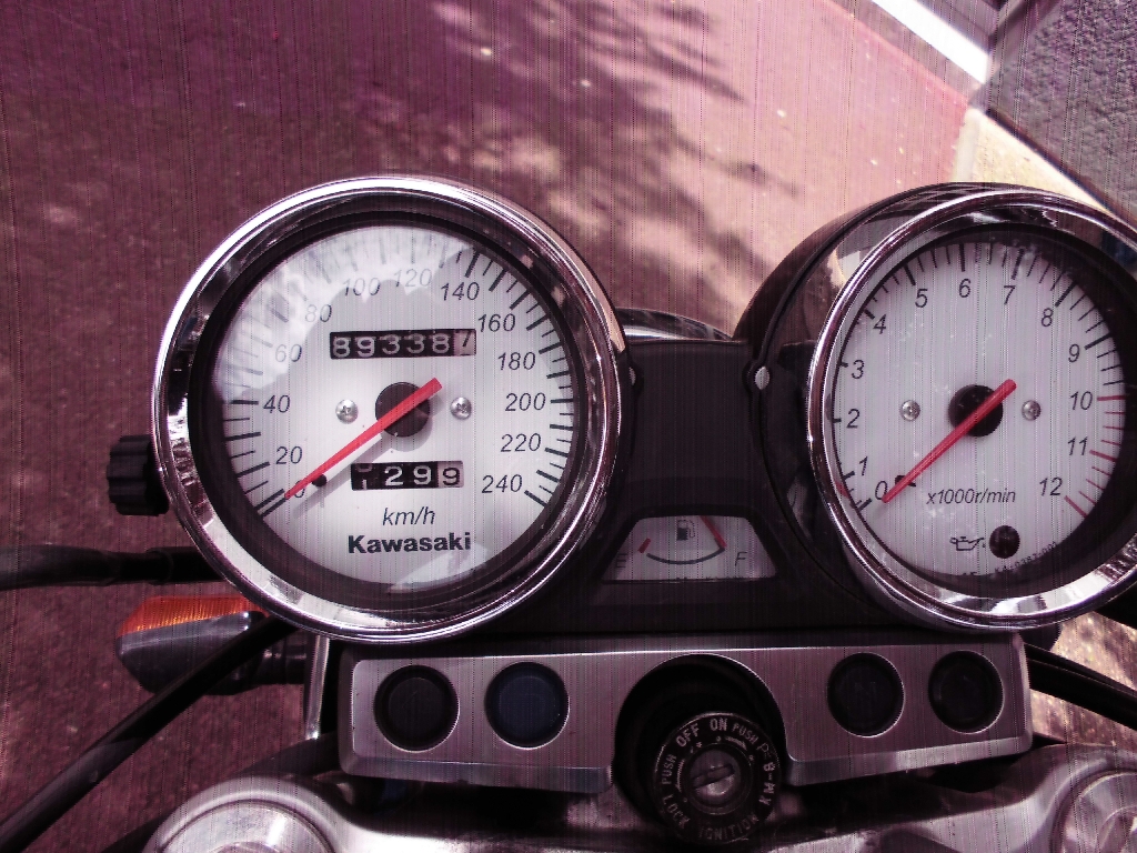 KAWASAKI ZR-7 S  1999 photo 3