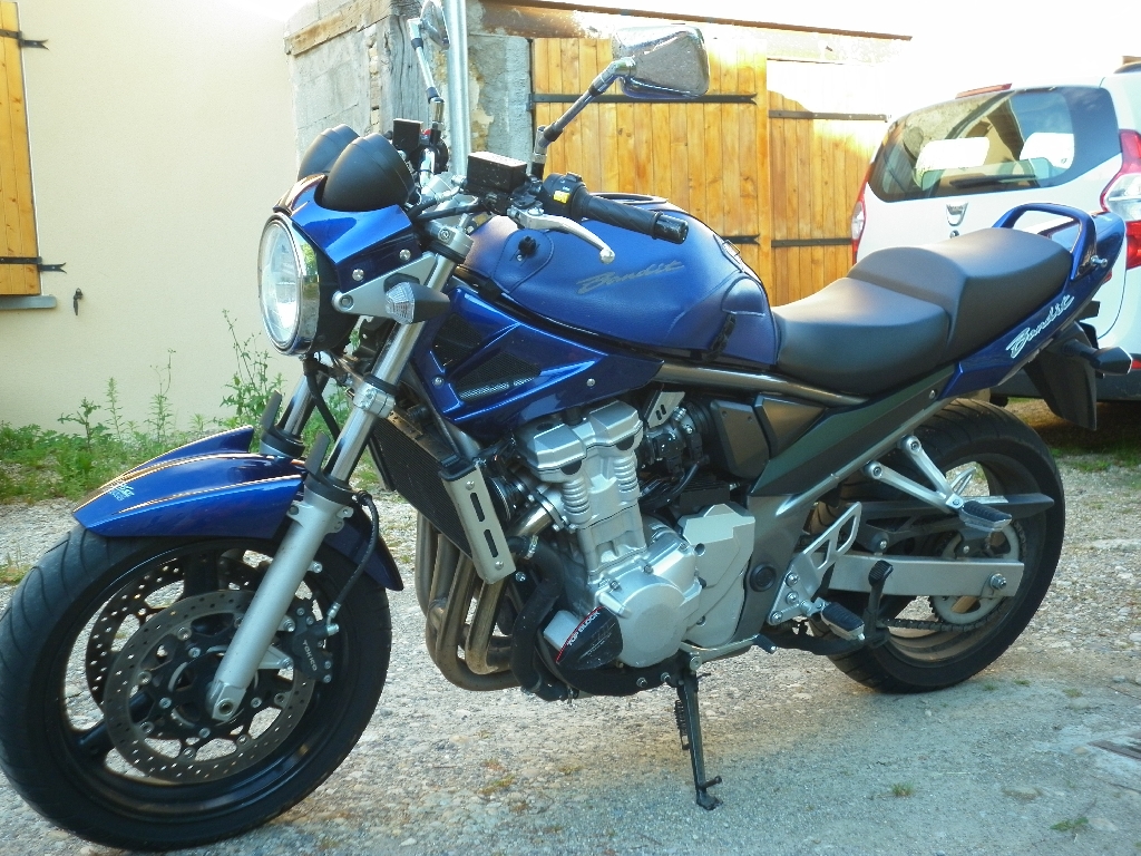 SUZUKI GSF Bandit 650 N NAKED 2008 photo 2