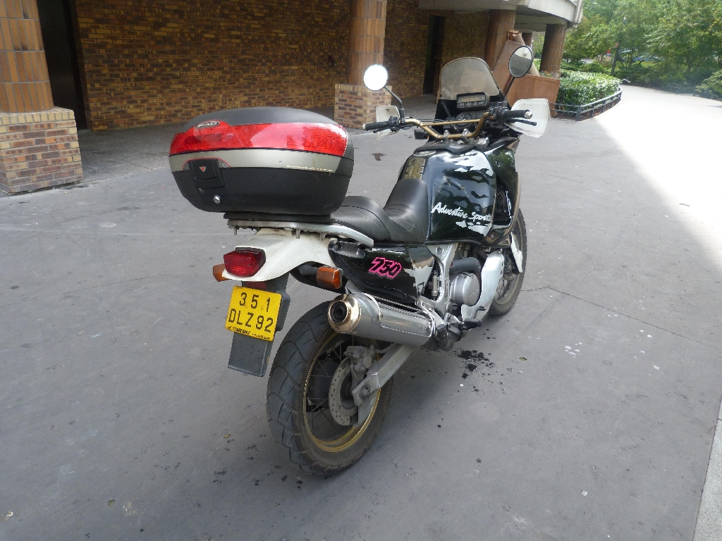 HONDA XRV 750 Africa Twin RD04  1995 photo 2