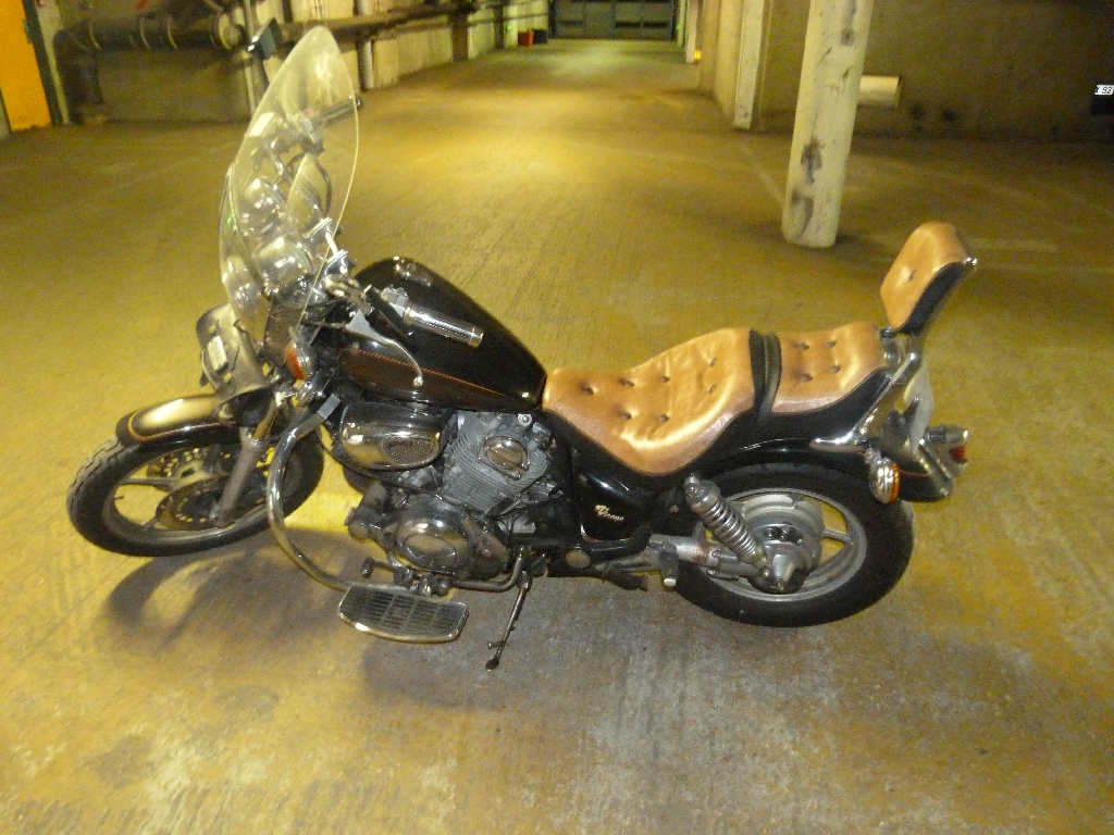YAMAHA XV 1100 Virago  1989 photo 3