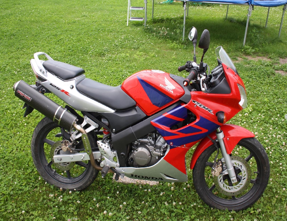 Annonce moto HONDA CBR 125 R occasion de 2005 02 Aisne coucy les eppes Annonce moto HONDA CBR 125 R occasion de 2005 02 Aisne coucy les eppes