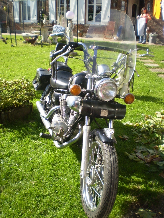 YAMAHA XV 125 Virago  1997 photo 2