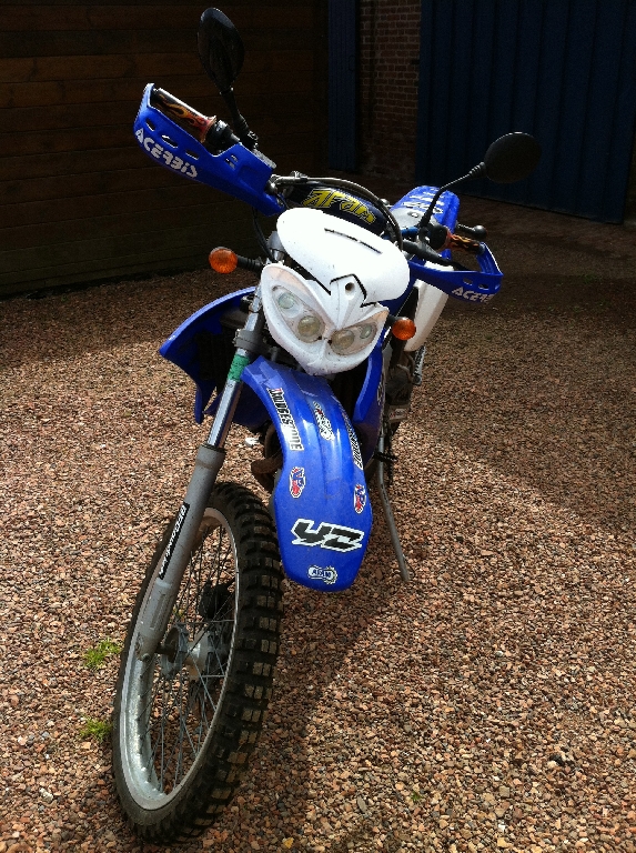 YAMAHA DT 50 R  2005 photo 2