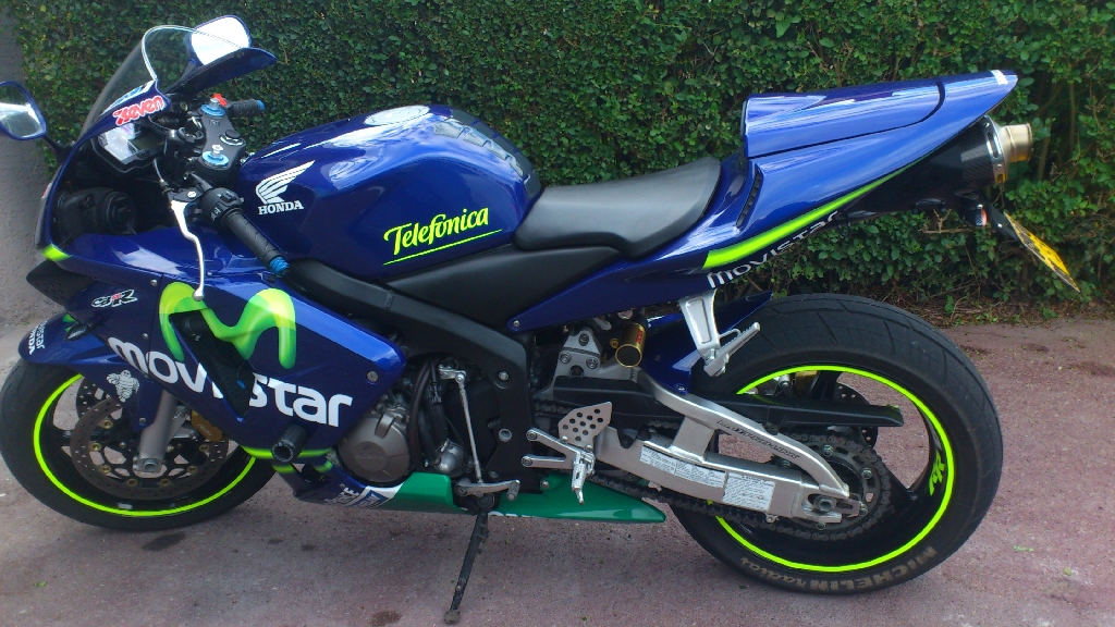 Moto HONDA CBR 600 RR Movistar occasion