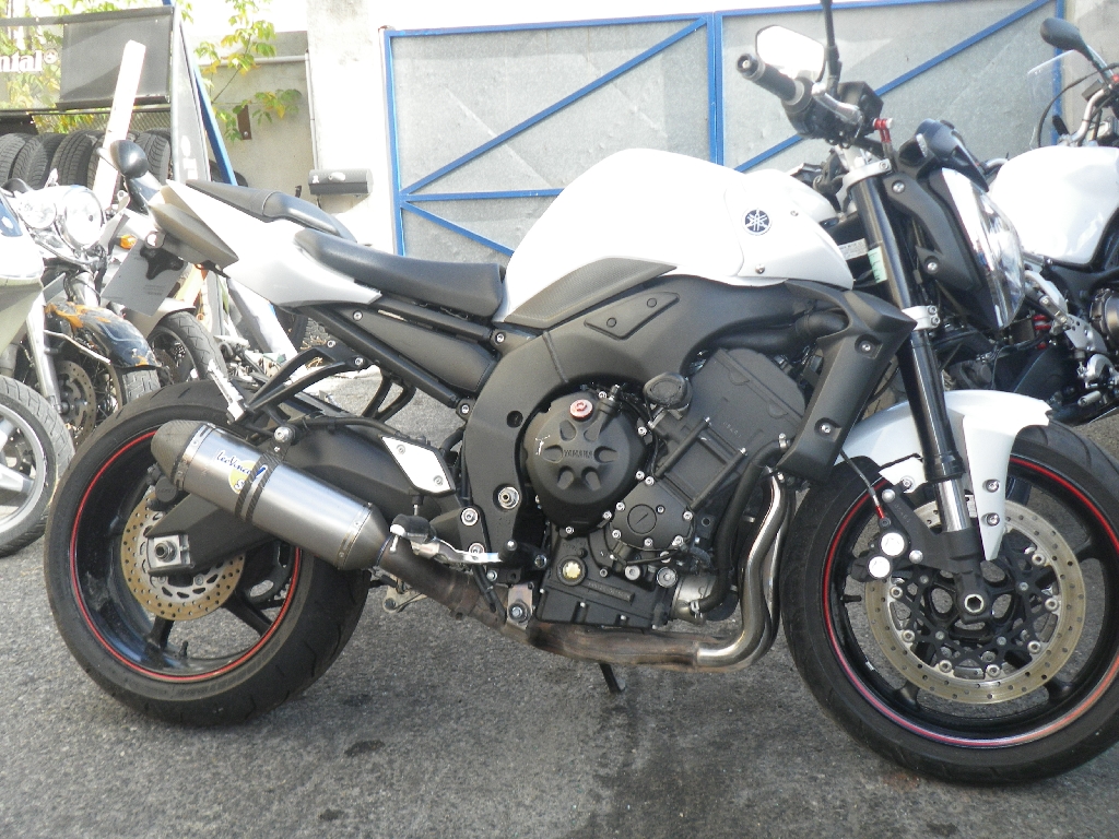 Moto YAMAHA FZ1 N  occasion