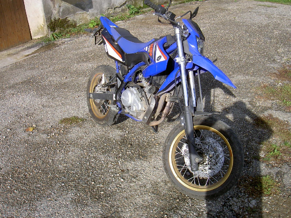 YAMAHA WR 125 X  2009 photo 2