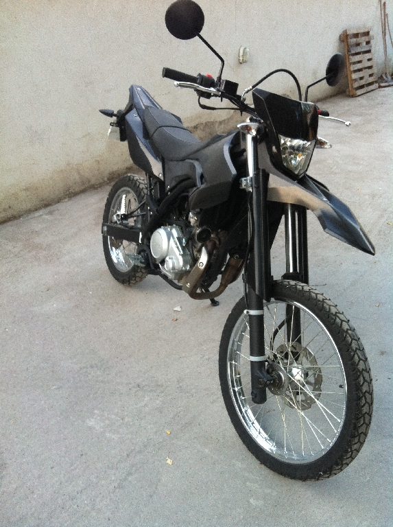 YAMAHA WR 125 R  2009 photo 2