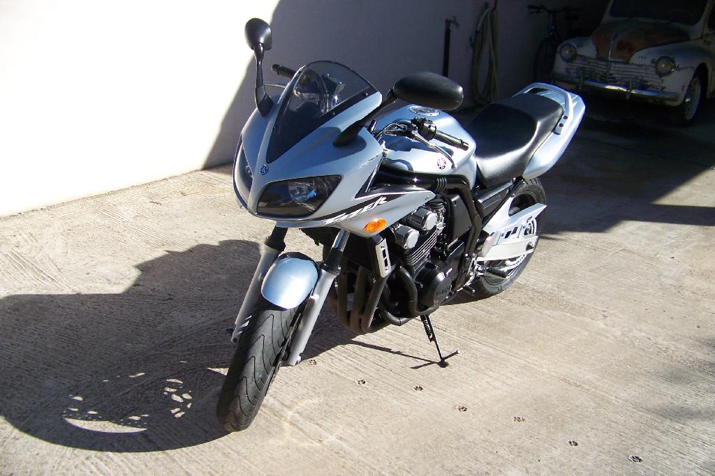 YAMAHA FZ6 S Fazer New 2003 photo 2