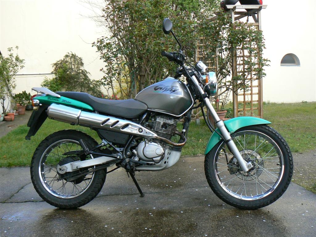 Moto HONDA CLR 125 CityFly  occasion