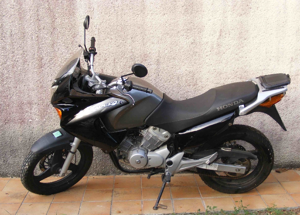 Moto HONDA XL 125 Varadero  occasion
