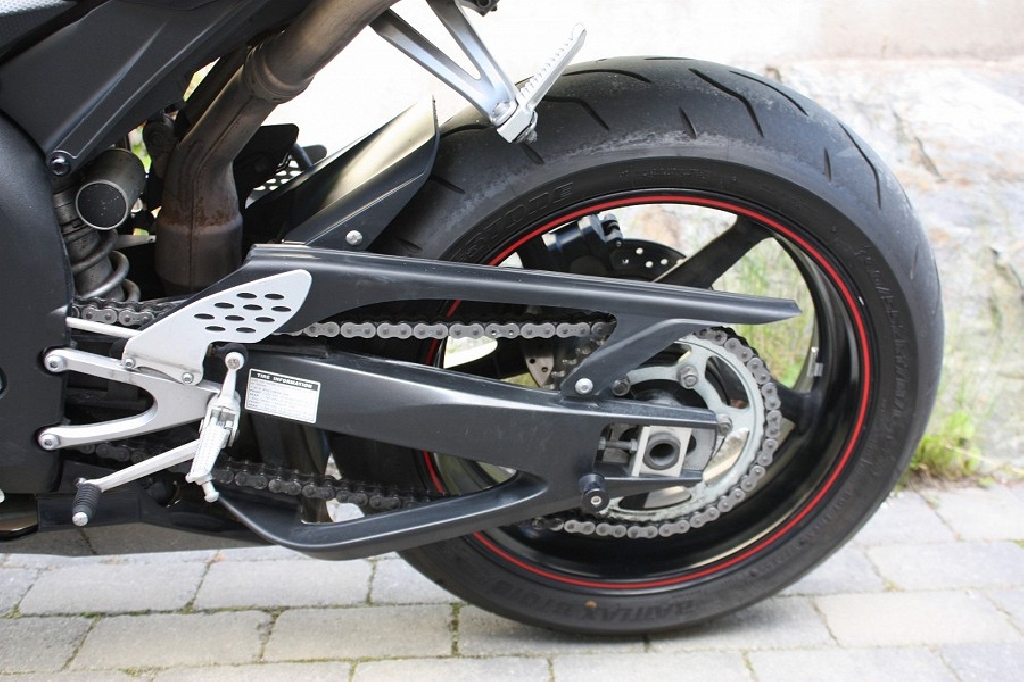 YAMAHA YZF-R1  2007 photo 3