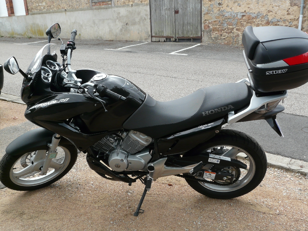 HONDA XL 125 Varadero  2010 photo 3